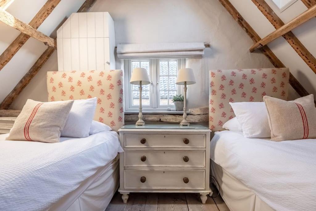 Beekeeper'S Cottage Fakenham Buitenkant foto